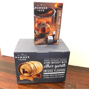 HAMMER + AXE NWT $60 Wooden Whiskey Barrel and 10 Piece Whiskey Stones Set WS1